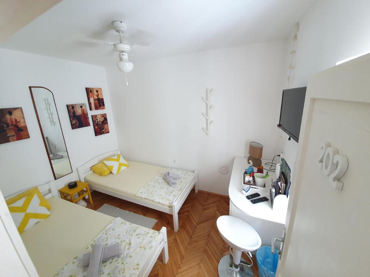 Room With Shared Bathroom House Gorica Шибеник Экстерьер фото